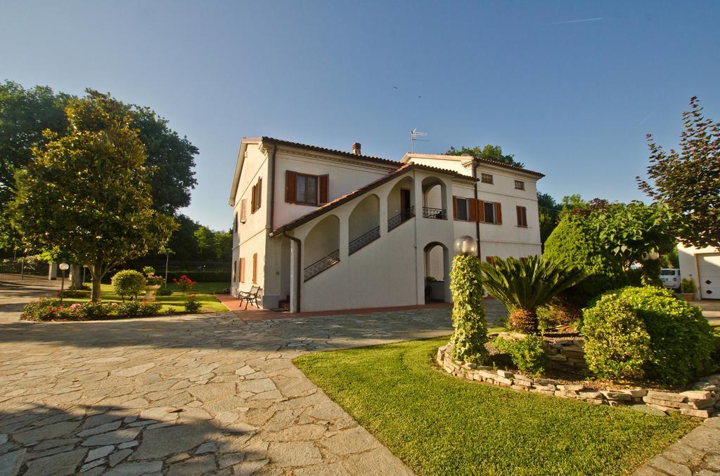 La Coccinella Bed & Breakfast Iesi Dış mekan fotoğraf